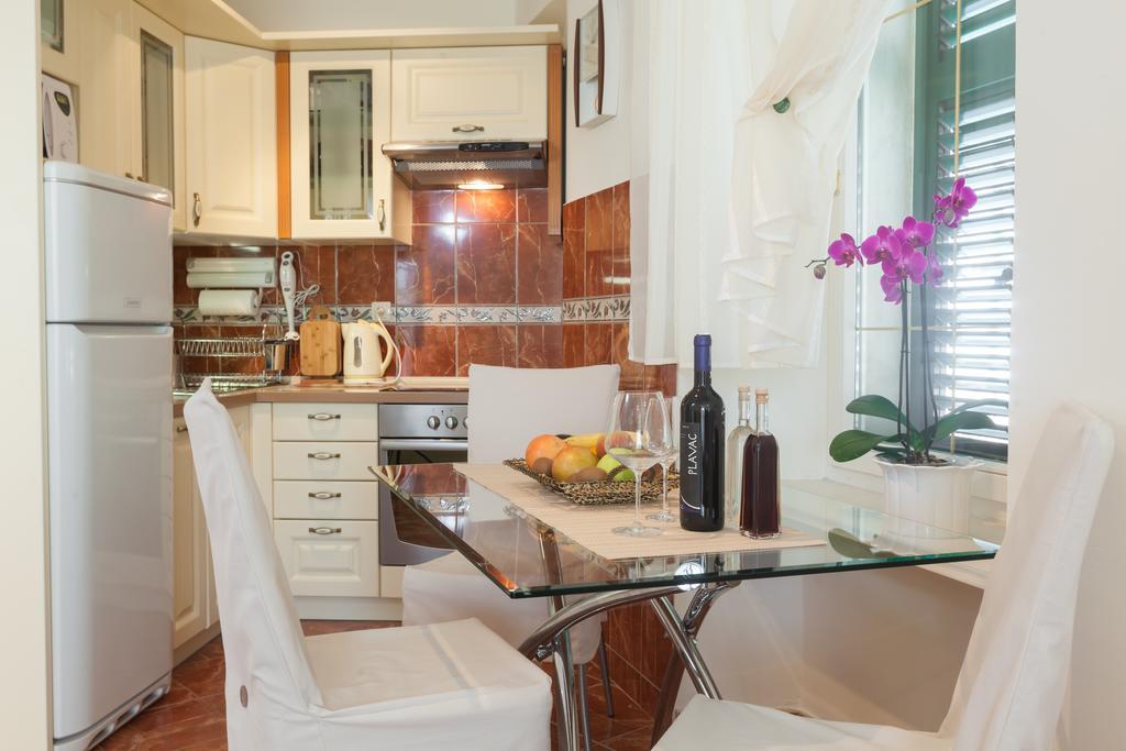 Apartman Kalalarga Deluxe- Centre&balcony *